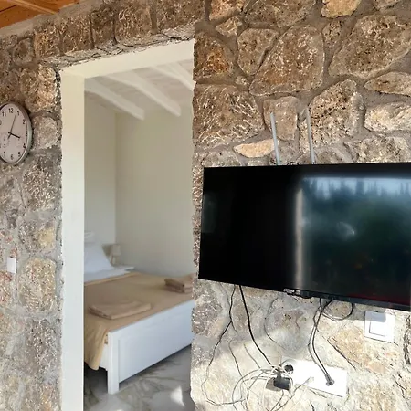 公寓 Linda House Corfu *